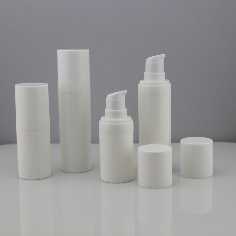 The development of plastic bottles The development of plastic bottles