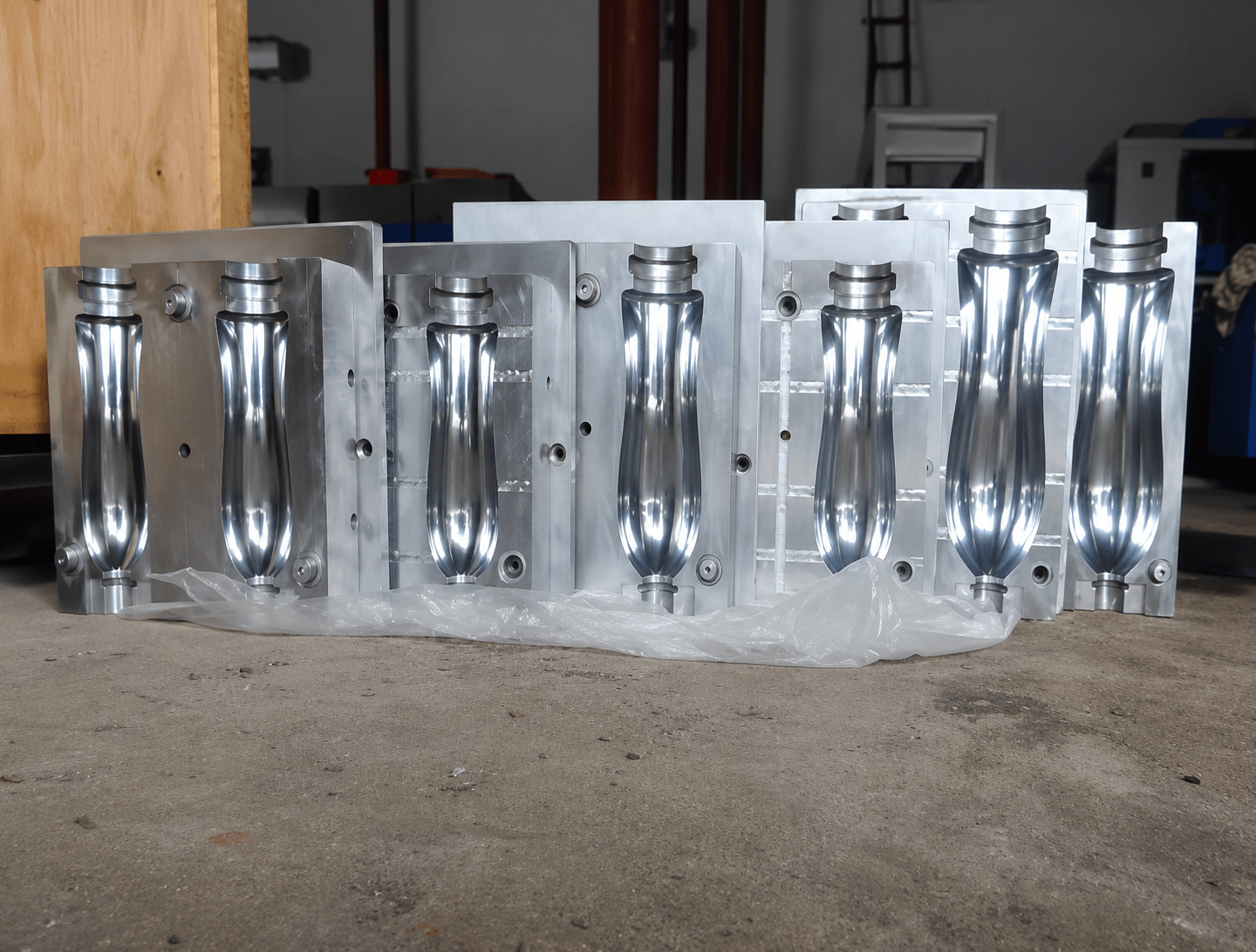 Custom Plastic Bottle Mold2